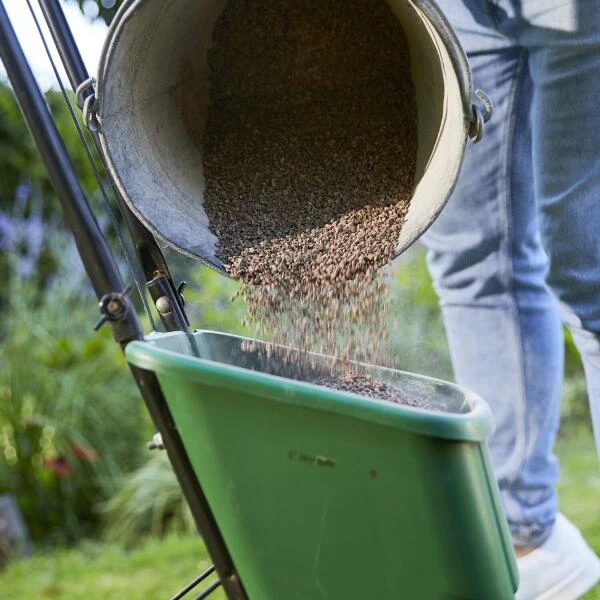 Compo Turbo Gazonmeststof - 5 Kg 3 Compo Turbo Gazonmeststof - 5 Kg - Afbeelding 3