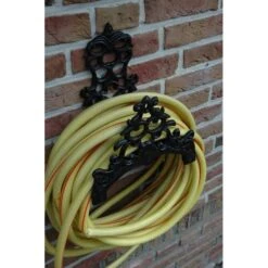 Esschert Design Tuinslanghouder Met Sierlijke Krullen 7 Esschert Design Tuinslanghouder Met Sierlijke Krullen -Tuinadvies Verkoop tuinslanghouder sierdecoratie 1484053881 3 600